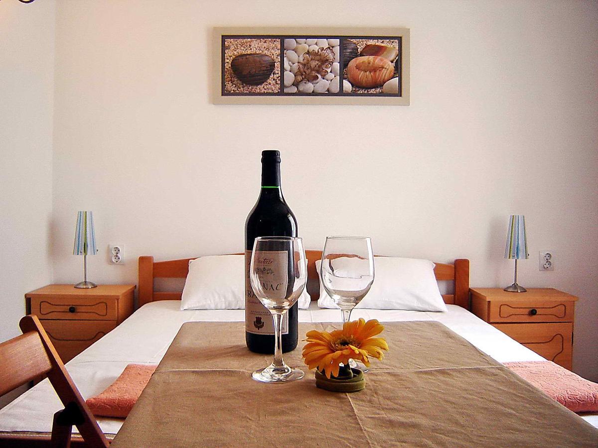 Apartments Maris Garden Petrovac Dış mekan fotoğraf