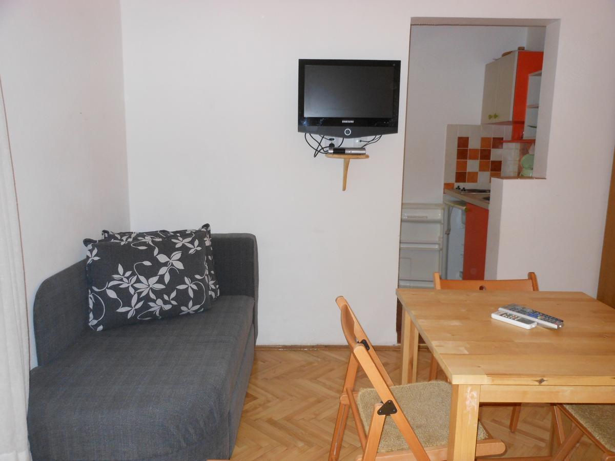 Apartments Maris Garden Petrovac Dış mekan fotoğraf