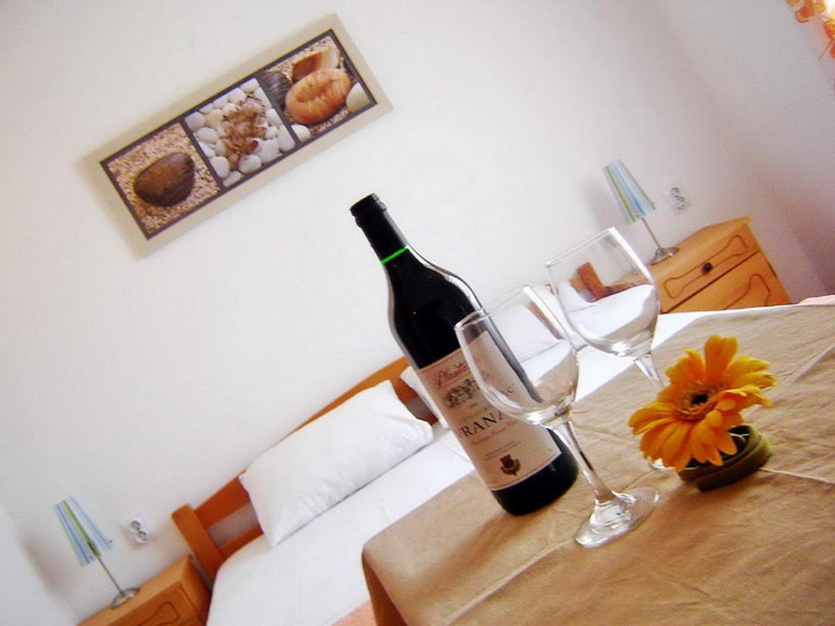 Apartments Maris Garden Petrovac Dış mekan fotoğraf